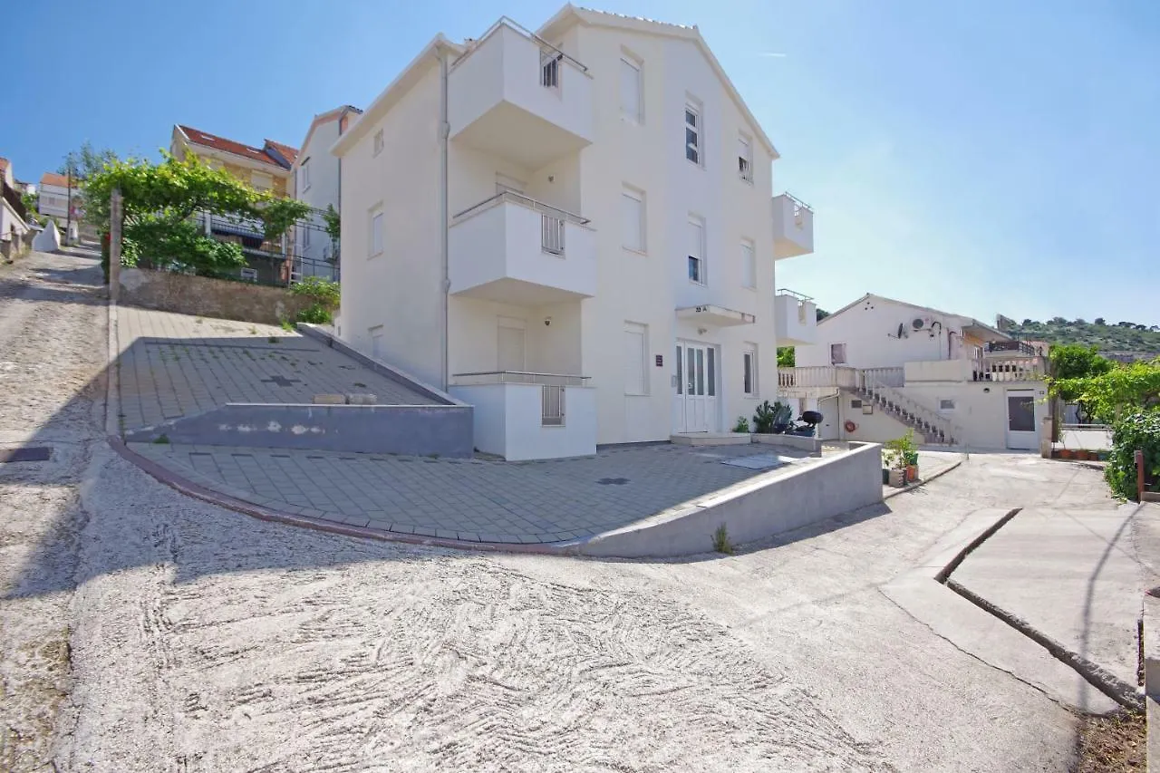 Irma Trogir Daire Hırvatistan