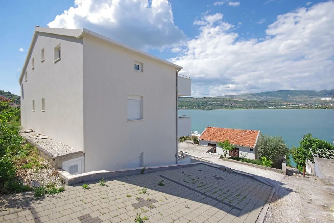 Irma Trogir Daire Hırvatistan